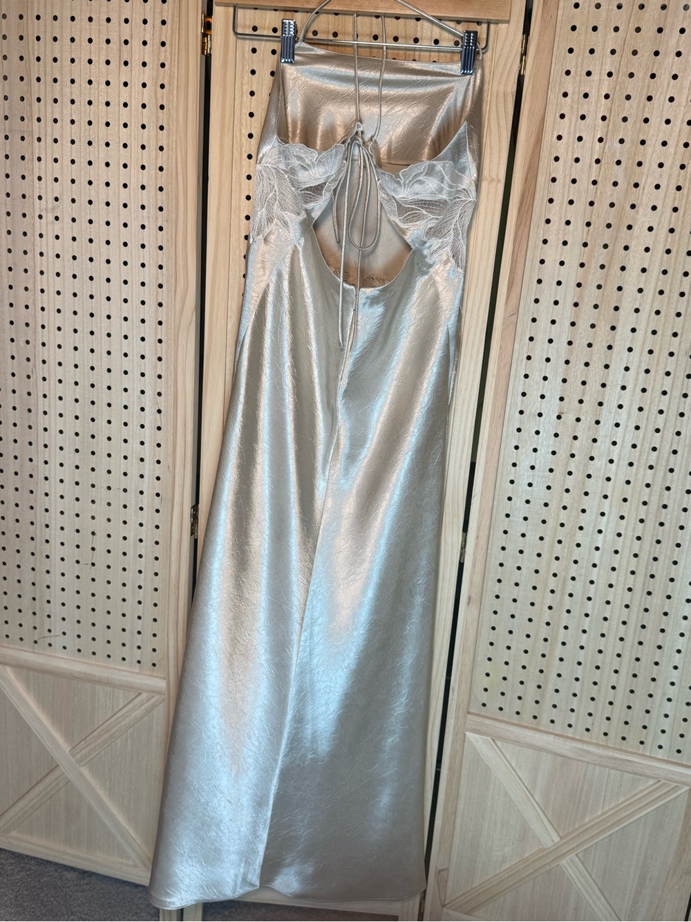 H&M Champagne Metallic Floral Appliqué Open Back Maxi Dress XS Y2K Formal - Picture 5 of 11